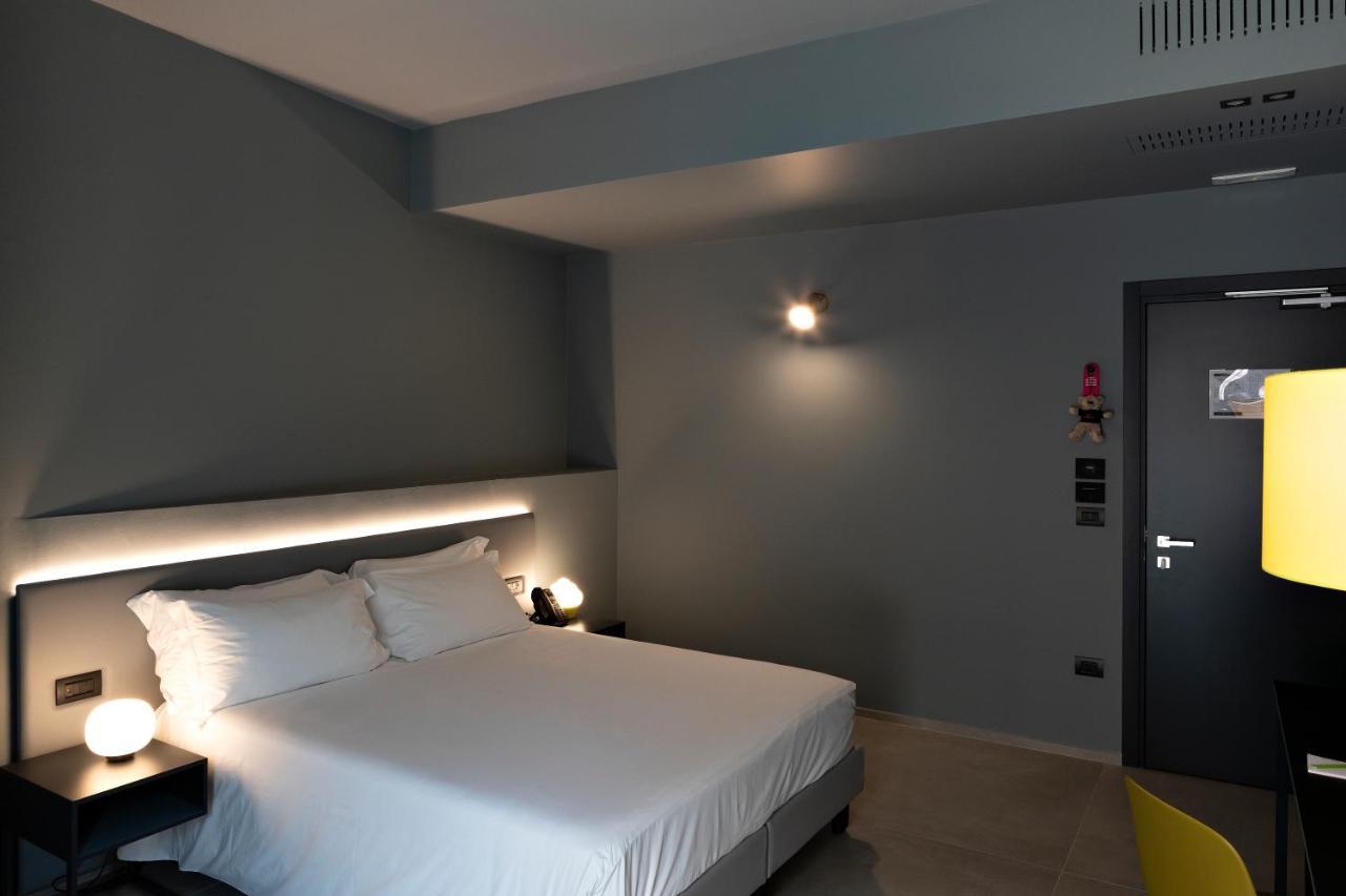 Arryvo Hotel Lecce Exterior foto